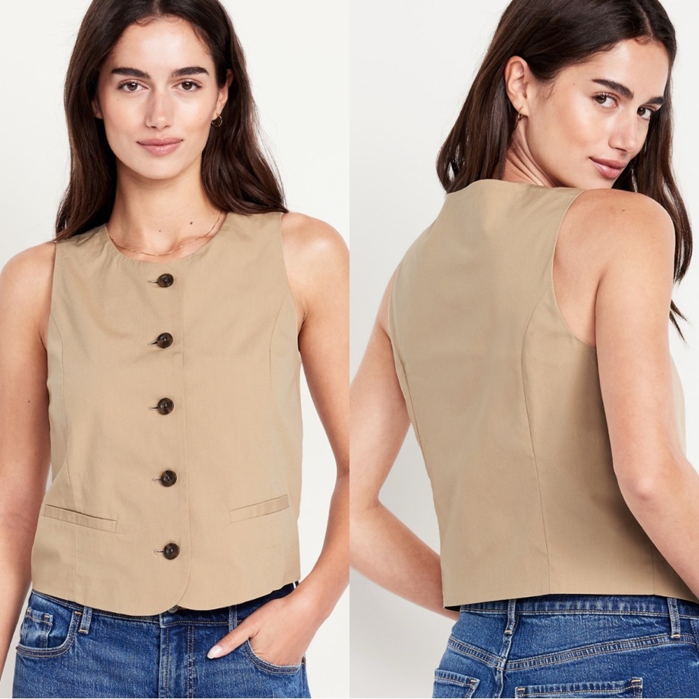 Chic Tan Sleeveless Button-Down Blouse